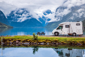 HANKIMME MATKAILUAUTOJA JÄLLEENVUOKRAUSKÄYTTÖÖN